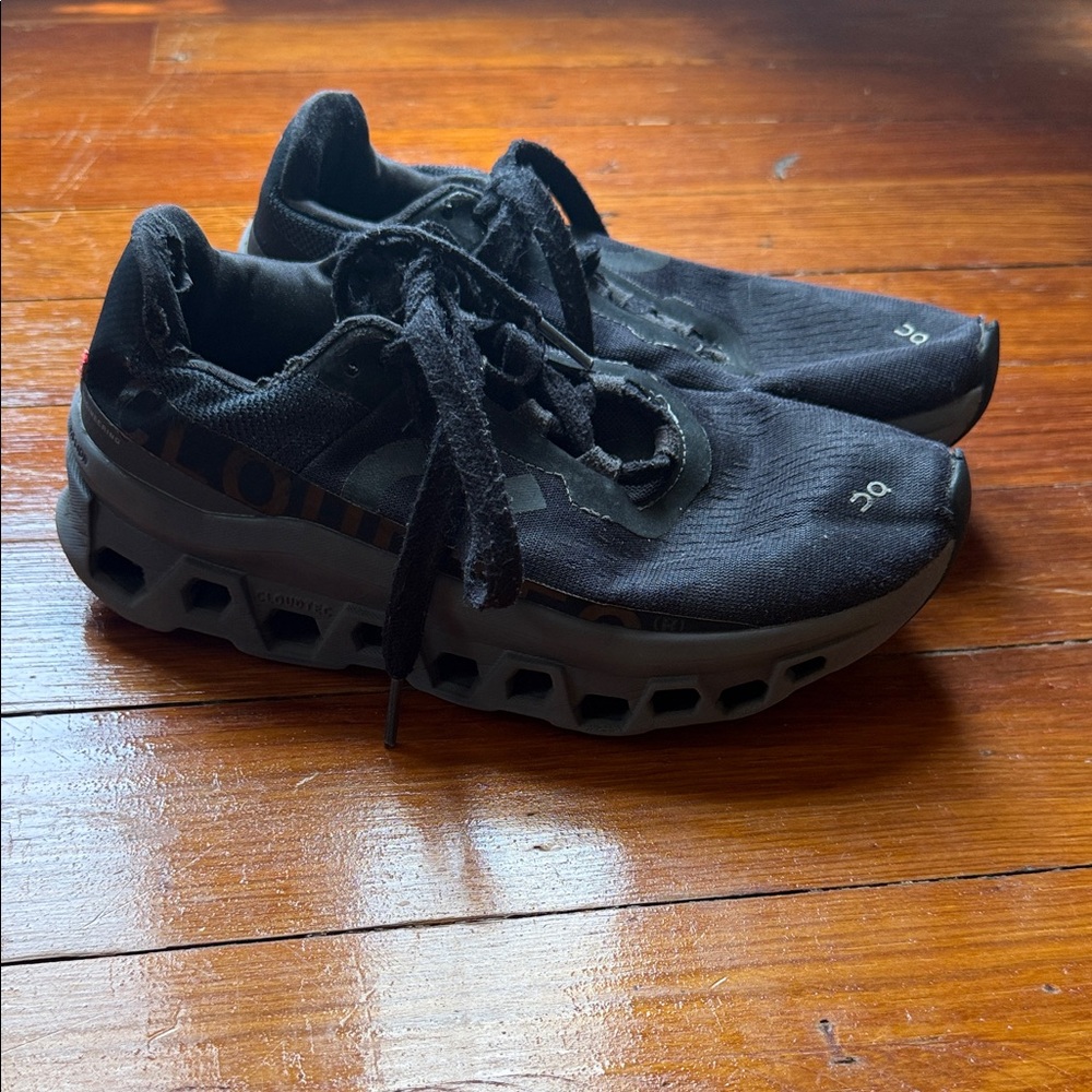 On Running Black Women’s Athletic Running Shoes